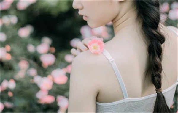 七星关香港胎儿多大能鉴定性别(香港抽血验男女预约)